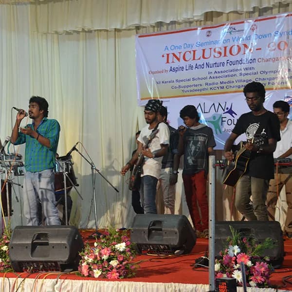 Live music on stage